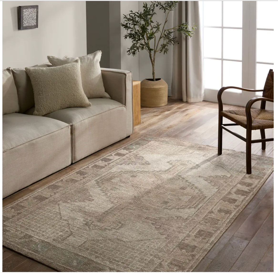 Vintage-Inspired Handwoven Rug, Green Bay