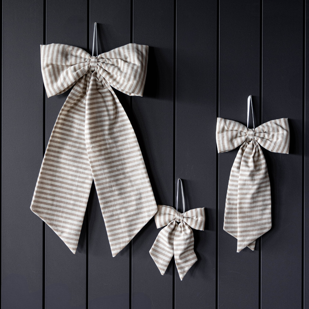 Striped Beige Sand Bows